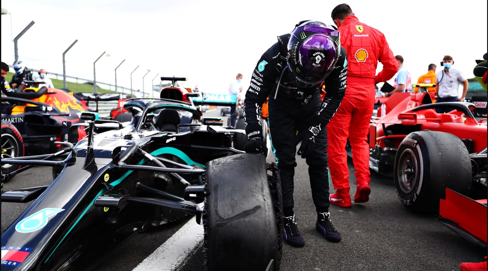 Lewis Hamilton wins British GP 2020 on three wheels